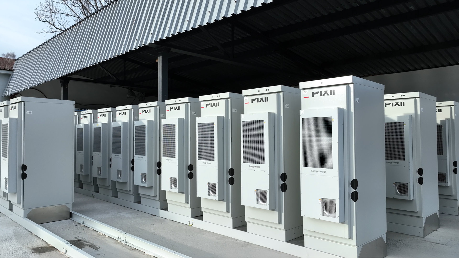 Pixii Power Base Site Installation 05 Print