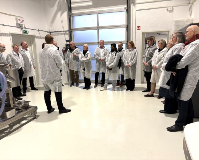 Foto: Thomas Hovmøller Ris, Omvisning i teknologiparken var en del av åpningen, Gruppe 1, , 