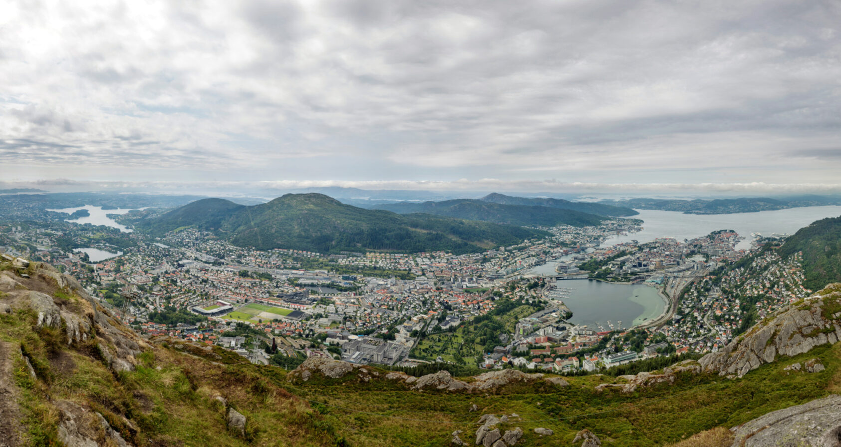 Eivind Senneset/NORCE, Bergen by sett fra Ulriken og mot vest., Norce bergen liten, , 