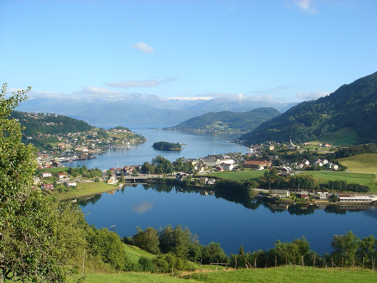 1280px Norheimsund i Kvam