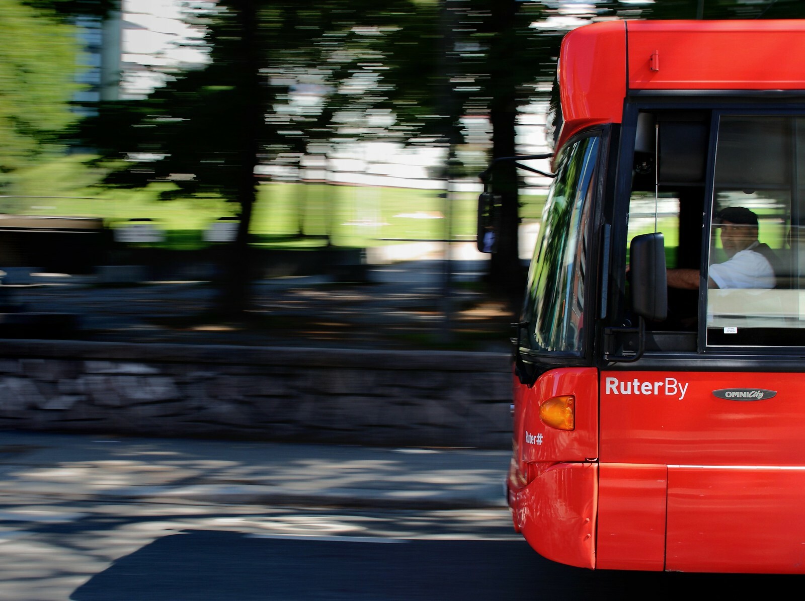 , Author: alfstorm Source: Flickr URL: https://www.flickr.com/photos/alf_bilder/4846150837/, Ruter Bus large, ,