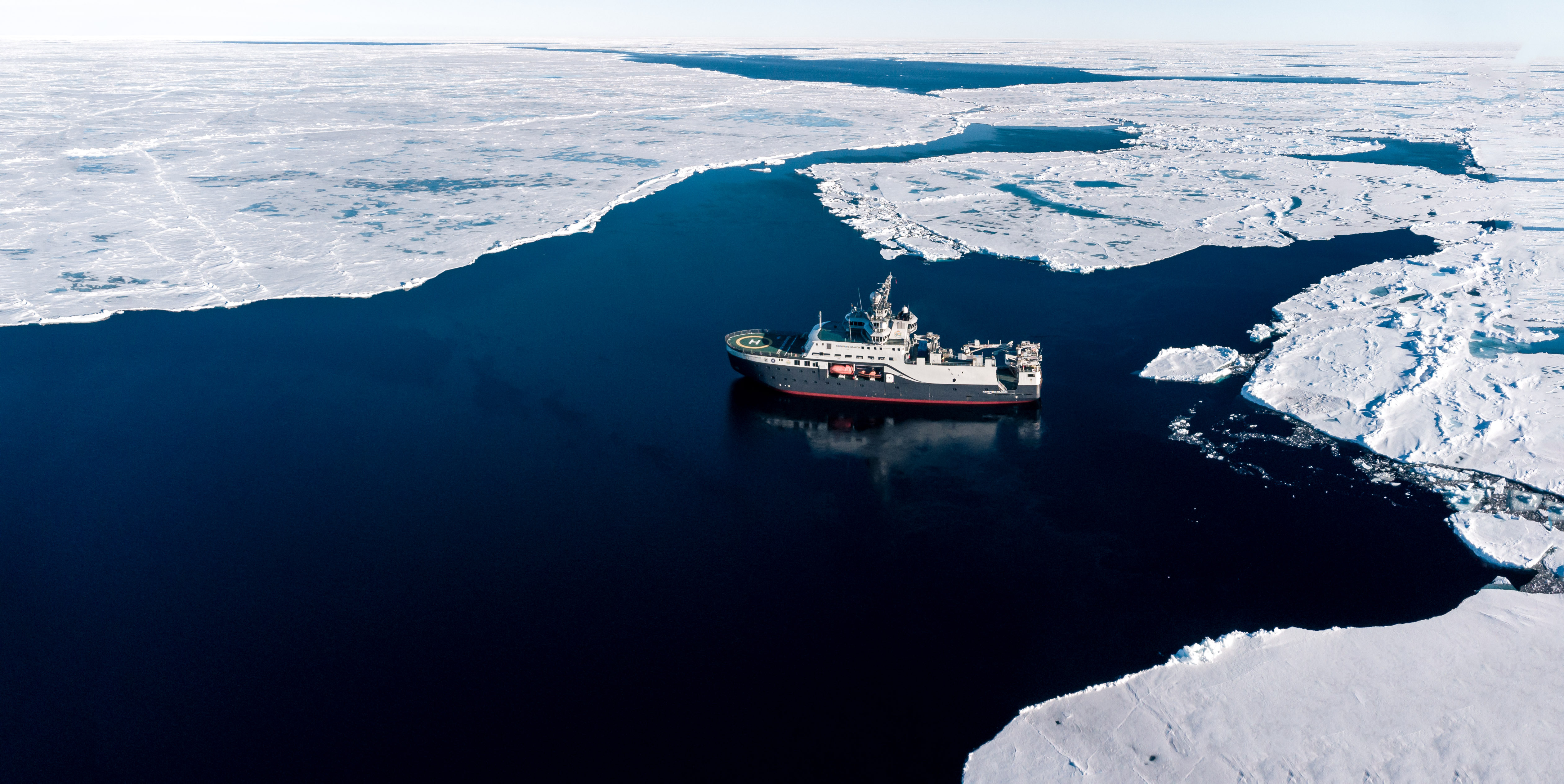, Forskningsskip på oppdrag i Arktis. Foto: Andreas Wolden, AGENSI1 foto Andreas Wolden, , 